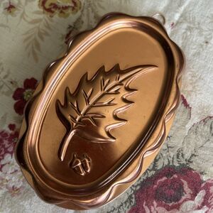 Vintage Copper Colored Oak Leaf & Acorn Mold Wall Hanging Kitchen Butter Mom